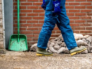 Worden nertsenfokkers voorgetrokken?