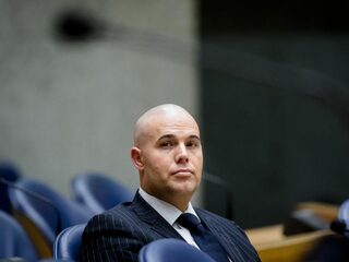 'Piet Paulusma is geen weerman meer en Joram van Klaveren is moslim: alle houvast is weg'