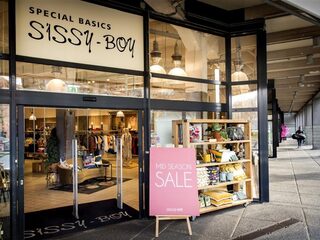 Fysieke winkels hebben het zwaar: 'Ik probeer winkelen zo veel mogelijk te vermijden'