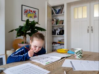 Scholen kunnen door tekorten niet altijd goed thuisonderwijs organiseren