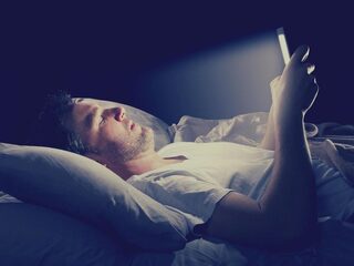 Sociale media veroorzaken géén slaapproblemen