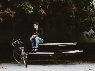 'Sociaal contact is essentieel, vergelijkbaar met de behoefte aan water'