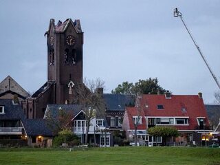Podcast De Dag: hoe gaat een gemeenschap verder na een grote kerkbrand?