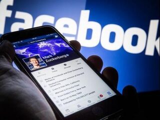 Moet de overheid ons op het internet beschermen?