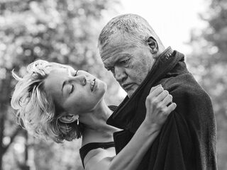 Peachez, de podcast naar de succesroman van Ilja Leonard Pfeijffer.