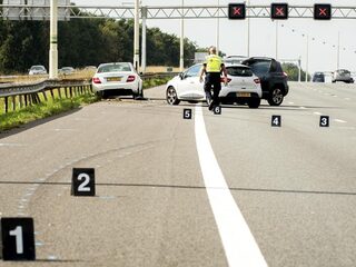 Rode Kruis: stop met filmen van ongelukken, ga liever helpen