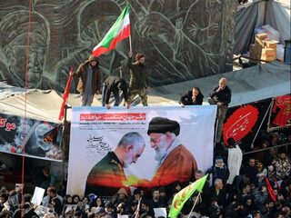 De Hoop Scheffer: 'Trump zat fout met doden generaal'