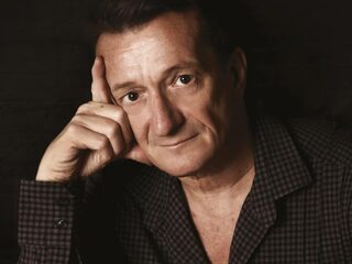 Moet je zeggen 'naakt' of 'bloot'?