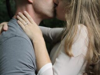 Mensen doen té moeilijk over relaties op het werk