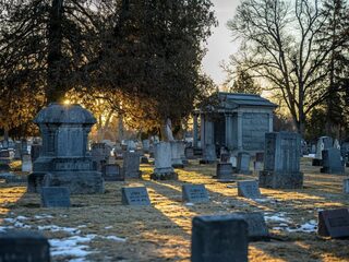 5 Vragen Over: de eeuwige grafrust