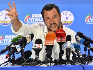Salvini en co. op het Europese strafbankje