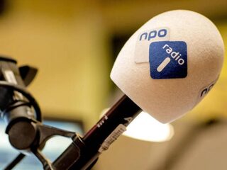 NPO Radio 1 stopt na 70 jaar met piepjes als tijdsein