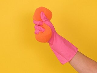 Hoogopgeleiden zijn de slechtste schoonmakers thuis