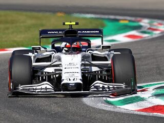 Pierre Gasly wint voor het eerst Grand Prix, Verstappen finisht niet