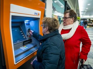 Klaas Knot: volgend kabinet moet in haar tweede helft bezuinigen