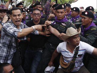 Verkiezingen in een land met een militaire junta, hoe gaat dat?