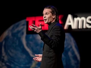 Cabaretiers moeten politieke kleur bekennen