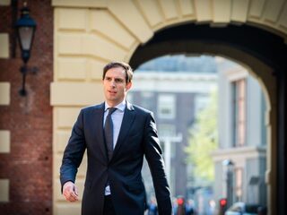 Ben Bot: 'Ik tast in het duister over Europa-koers CDA'