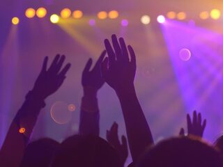 Waarom kan het geluidsniveau bij concerten niet zomaar omlaag?