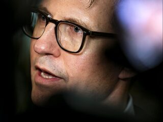 Dekker: 'Voor de sociaal advocaten is er wel wat geld'