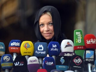 Jeanine Hennis Plasschaert: 'Stabiliteit in Irak moet bewaakt worden zodat we zo niet in een oorlog zitten'