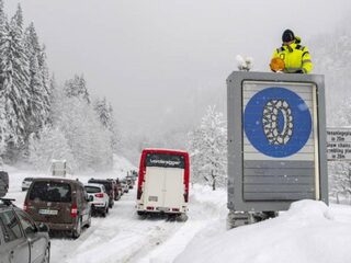 Chaos in Oostenrijkse skigebieden en 'het einde is nog niet in zicht'