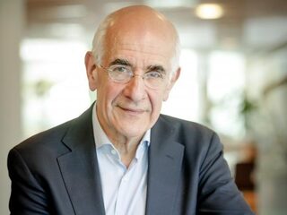 Taalprijs voor Taalstaat-presentator Frits Spits
