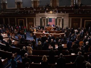 Amerikaanse Congres alsnog bijeengekomen na bestorming