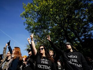 'Boeren liggen wakker van dierenactivisten'
