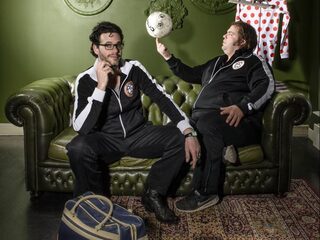 Bureau Sport: 'Alsof Sneijder te gast was op zijn eigen begrafenis'