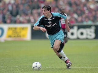 Terug naar de dag dat Van Nistelrooij een zware knieblessure oploopt