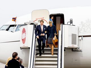 Feit of Fictie: 'Koningshuis leent vliegtuig van John de Mol