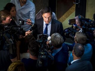Fake news, deepfakes en complottheorieën, hoe breng je betrouwbaar nieuws?