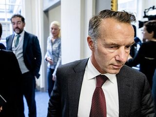 Van Haga door als eenmansfractie in de Kamer, coalitie meerderheid kwijt