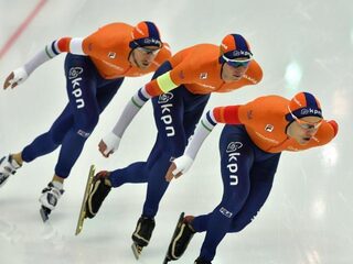EK-goud voor Oranje, Blokhuijsen wint knotsgekke massastart