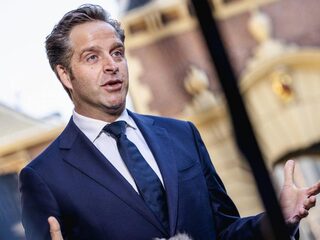 Kabinet wil meer vrijheid bieden met 'coronapaspoort'