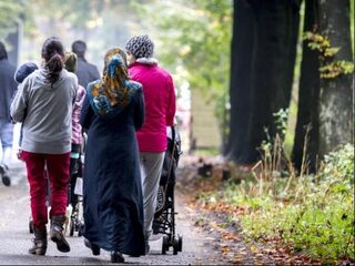 Vrouwelijke statushouder vaak uit beeld bij gemeente