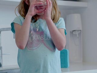 Staat aangeklaagd om afsluiten van water bij gezinnen met kinderen
