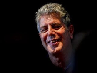 'Anthony Bourdain was geen kookboekauteur, maar een romanschrijver'