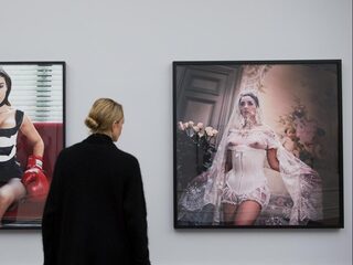 Was Helmut Newton een fetisjist, of een feminist?