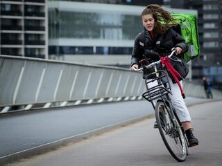 ANWB waarschuwt om niet de weg op te gaan, ook problemen op spoor
