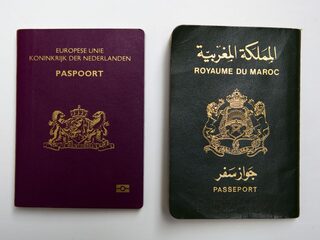 Nederlanders 'bevrijden' van tweede nationaliteit lastig