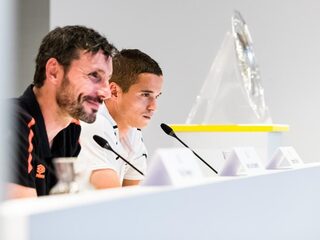 Vandaag op NPO Radio 1: Eredivisie en Leven met de Maffia