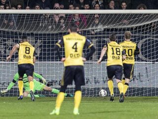 Oud-wethouder Kerkrade: 'Gemeente, geef geen geld aan voetbalclubs'