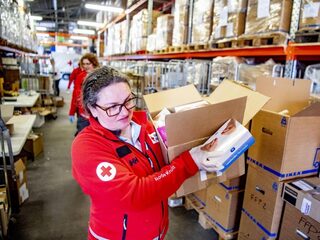 Noodhulp in Nederland: aantal vrijwilligers neemt af, hulpvragen niet