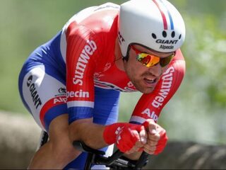Dumoulin wint de tijdrit, Mollema naar tweede plaats