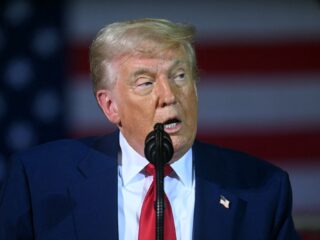 Eerste 100 dagen tweede termijn Trump: 'Dit is het topje van de ijsberg van wat er zal komen'