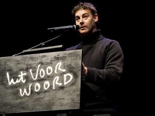 Verhelst schrijft Poëziegeschenk: 'Theater is een fantastisch thema'