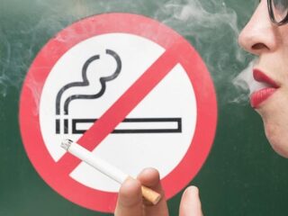 Kleine meerderheid voor rookverbod in Nederland