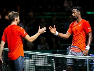 Waarom schudden we elkaar de hand?